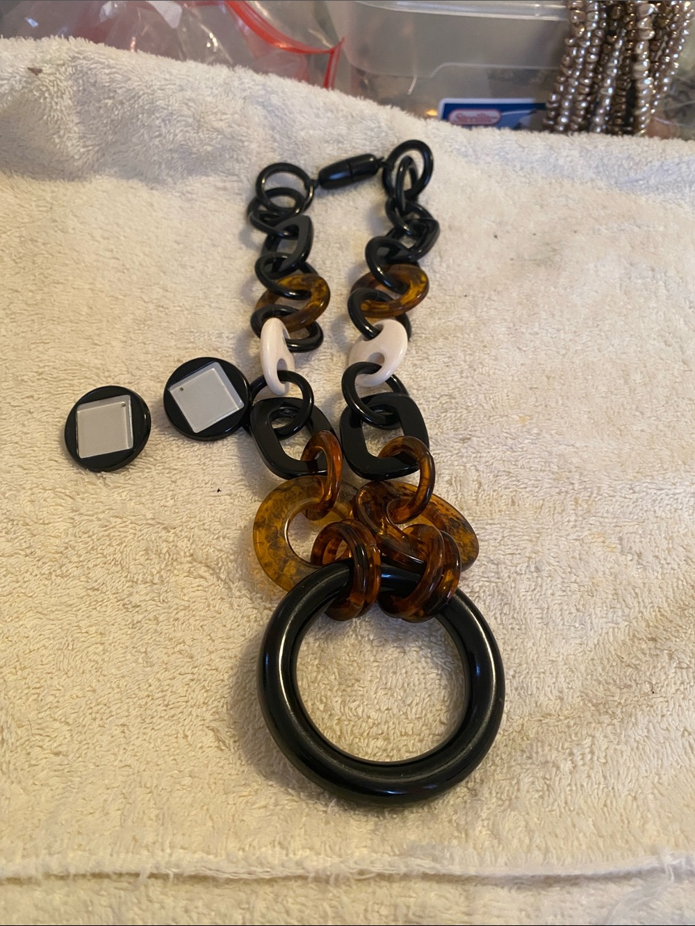 Bold Resin Link Necklace with Tortoiseshell Accents with matched earrings